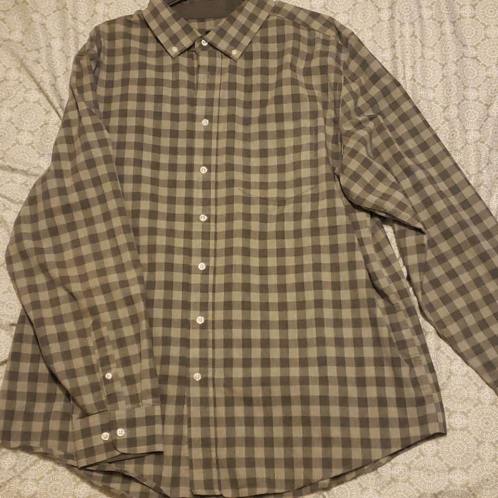 Two-Tone Grey Plaid Button Up Shirt